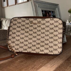 Michael Kors Brown and Tan Crossbody Bag (NWOT)